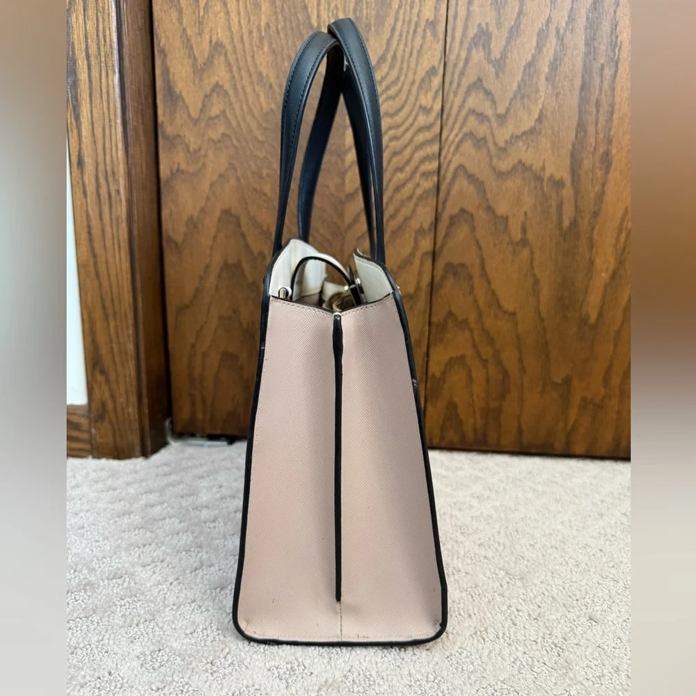 Kate Spade Perry Medium Satchel Bag Warm Beige Saffiano Leather Black Straps